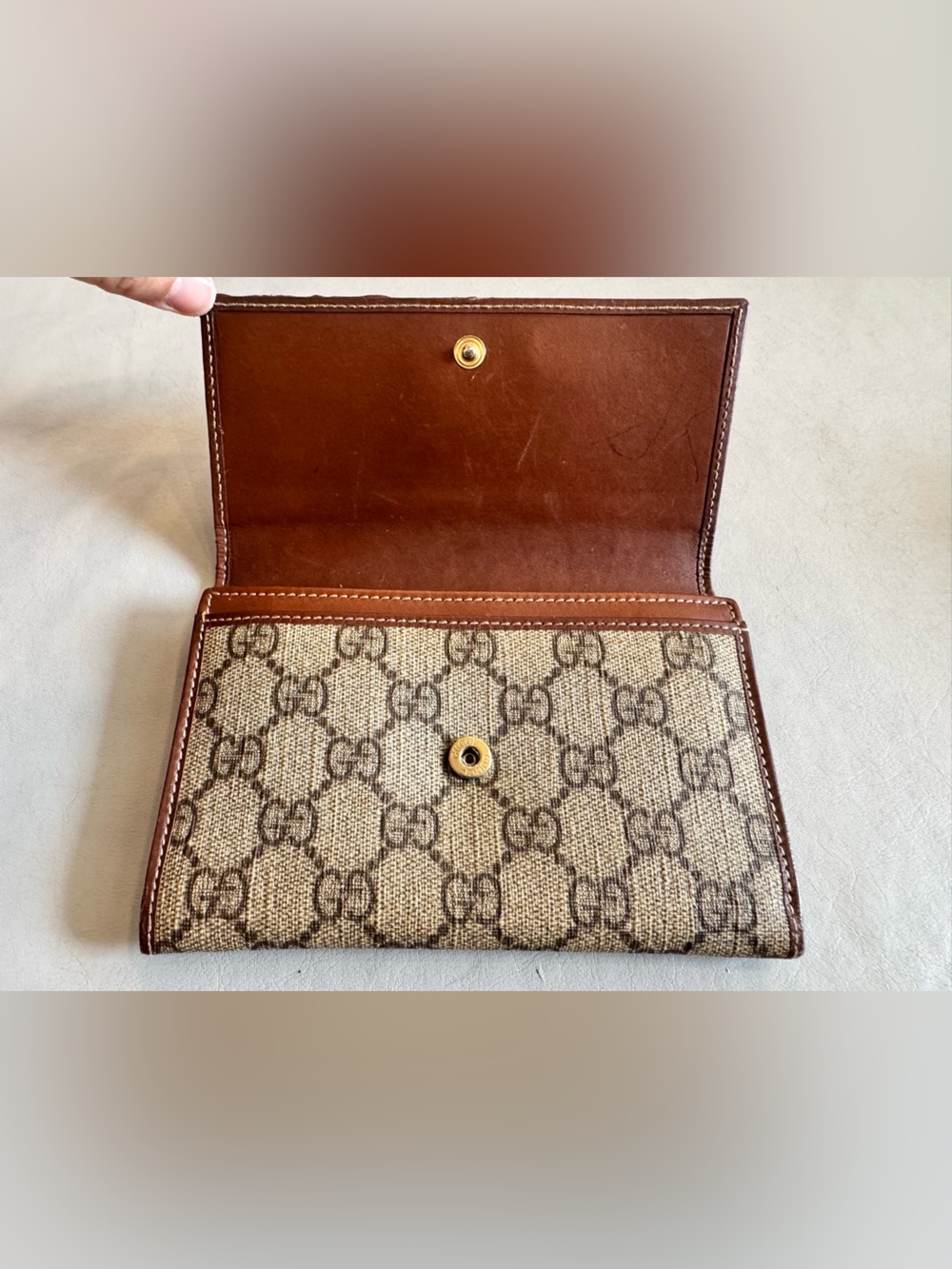 Gucci Foldover Wallet - Picture 4 of 13